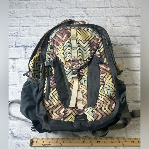 L.L. Bean Quad Explorer Backpack. Great for Outdoors, office, school or travel. - Picture 12 of 12